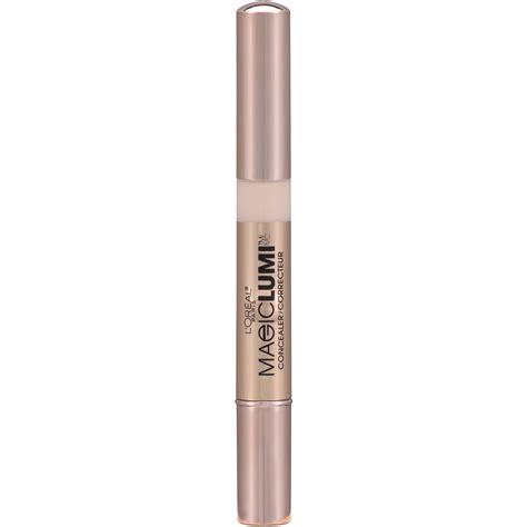 Create Dimension and Radiance with L'Oreal Magic Lumi Highlighter